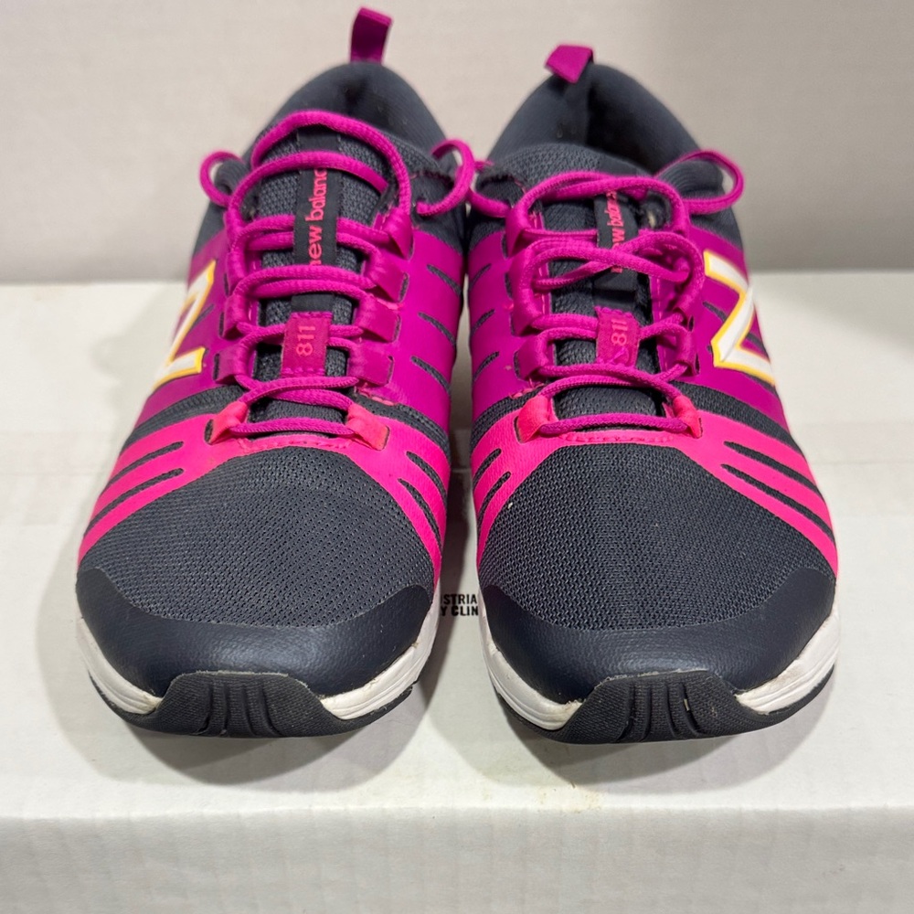 New Balance Women's Athletic‎ Shoes in Pink and Black